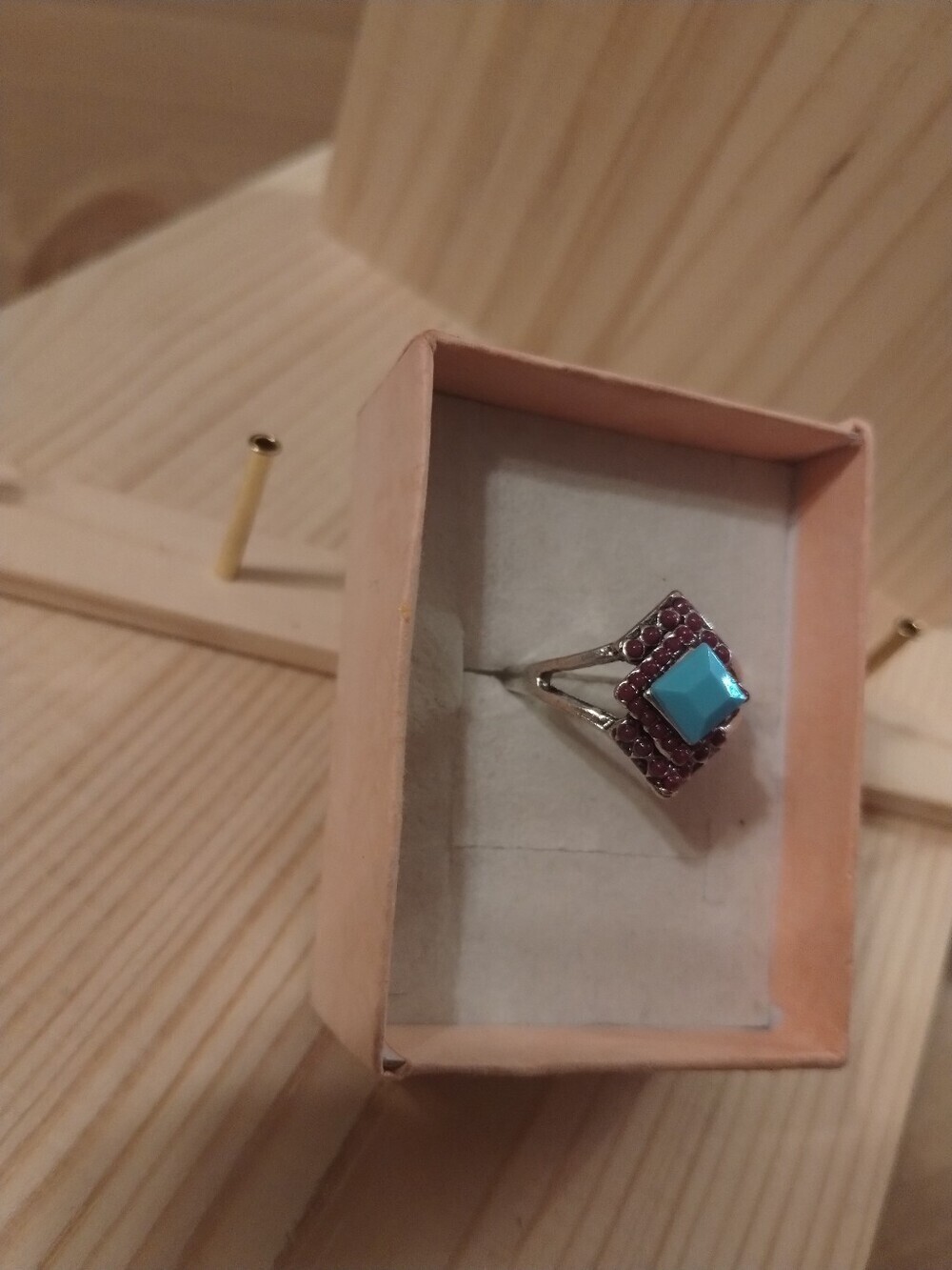Southwestern Turquoise Style Ring Red Accent Statement Ring Size 9.75 - Picture 2 of 7
